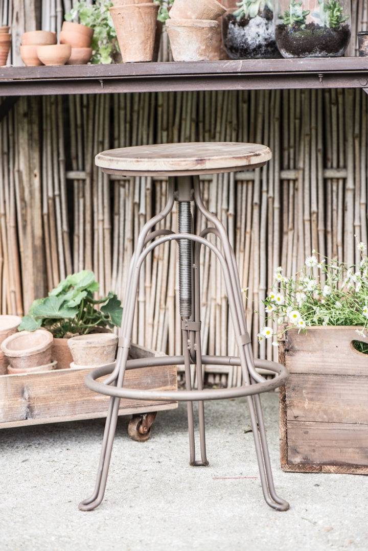 9e301664-67b8-4cb4-b7bb-40c345e289af