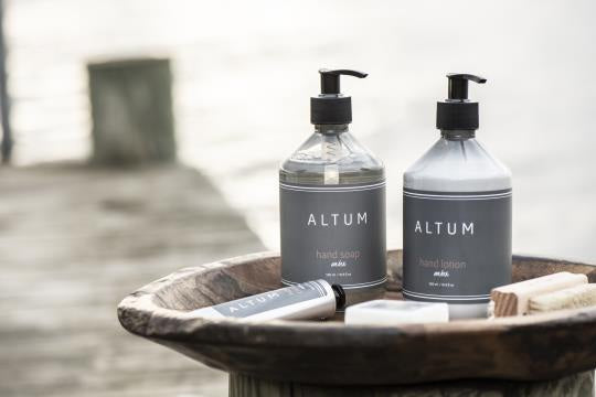 bb28771e-00da-49c7-b714-faad4b7e41e2