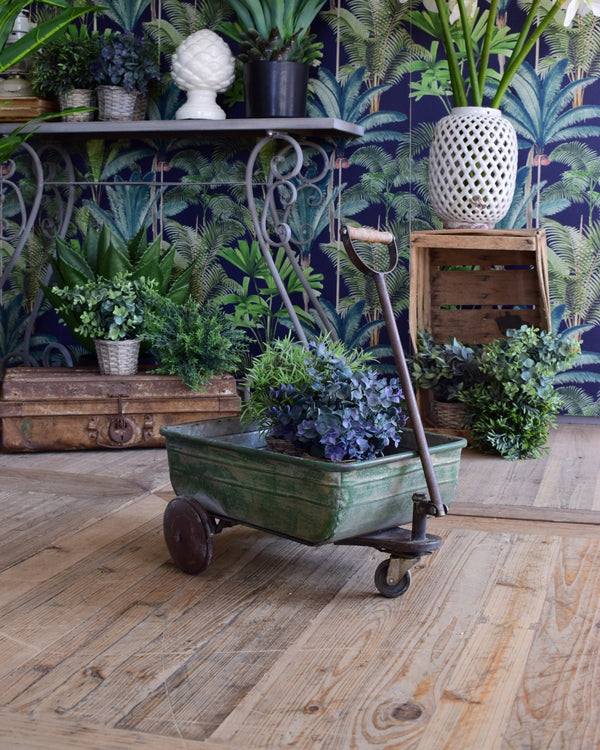 ce89913f-282f-4ac9-933c-9309f38adf4f