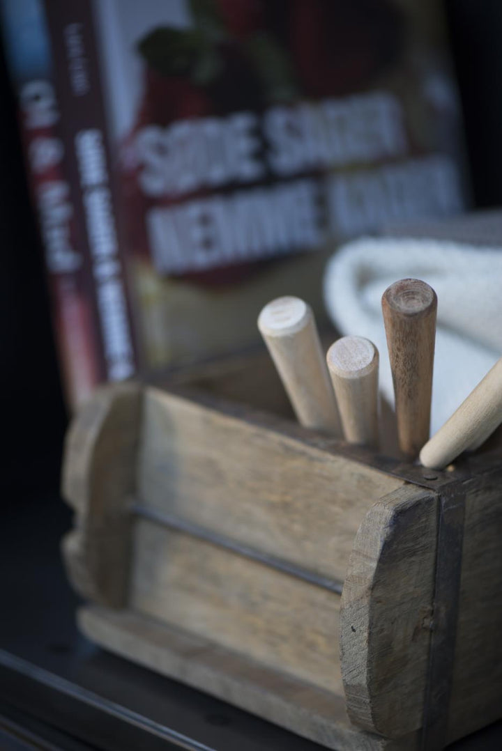 f037162e-91f7-43b4-a9d9-2a89e0011410